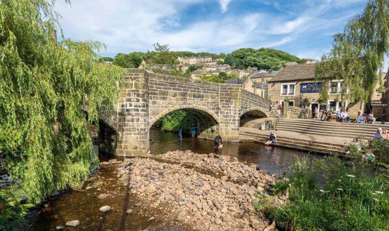 Nutclough Cottage - Log Fire And Valley View - Sleeps 2 Hebden Bridge Exterior foto